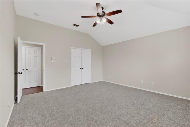 Building Photo - 1037 Johnson City Ave