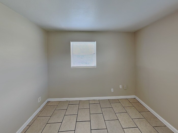 Building Photo - 1935 Fouraker Rd