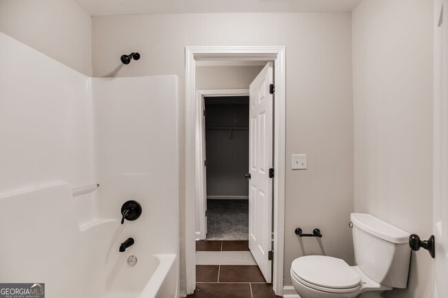 Building Photo - 960 N Grand Ave NW