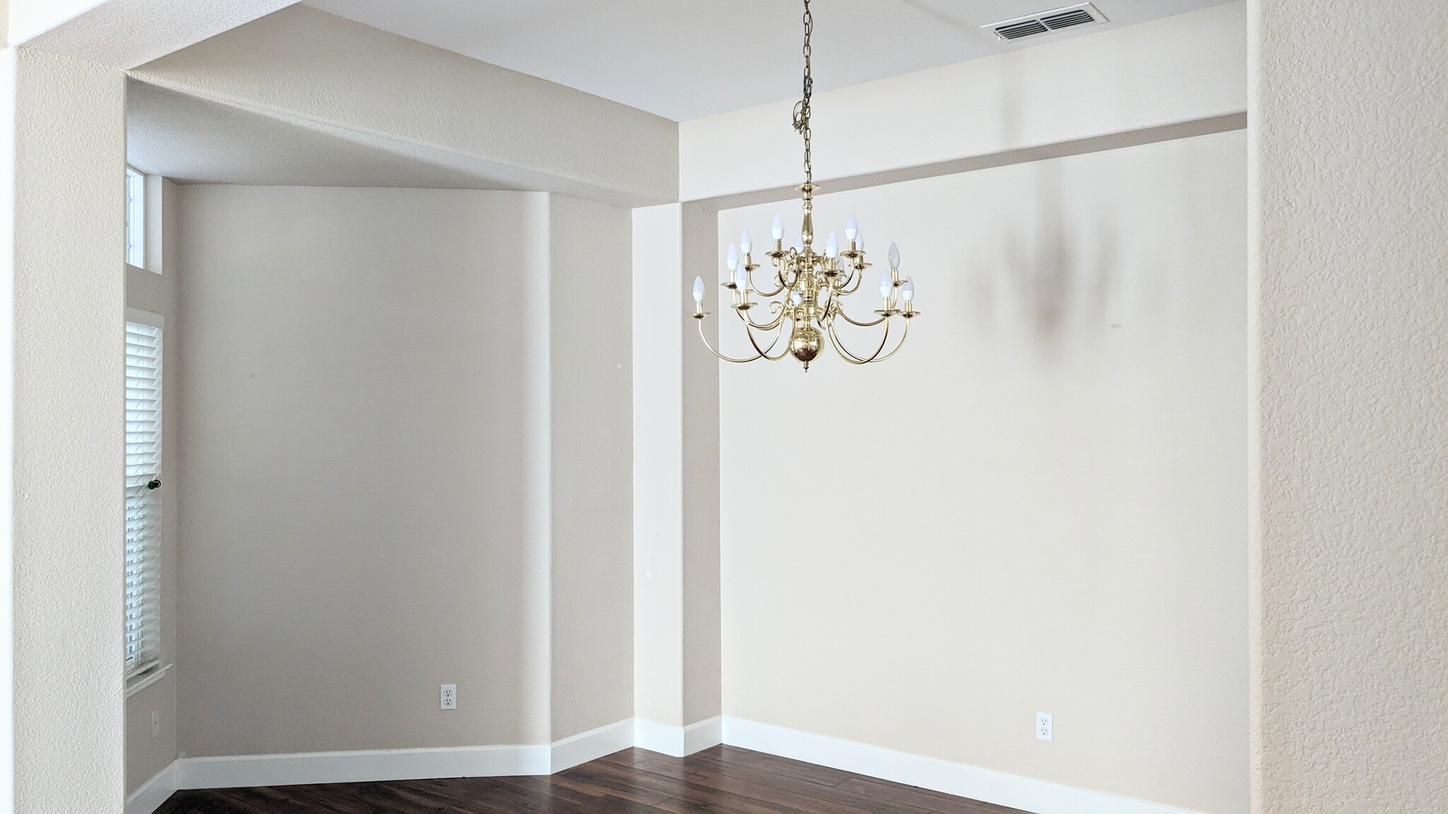 Dining room - 4713 Freno Way