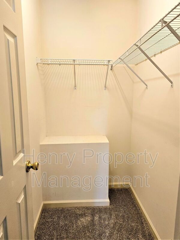 Building Photo - 109 Gremar Dr.