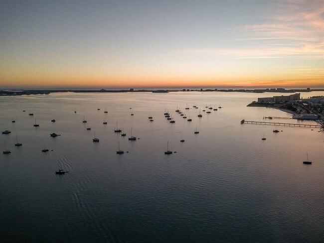 Building Photo - 4739 Baywood Point S