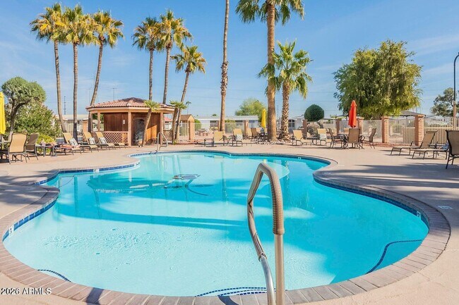 Building Photo - 1120 S 232nd Ave