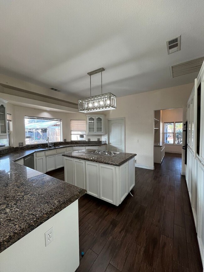 Building Photo - Beautiful Home Coming Soon! 4 Bedroom + office space!