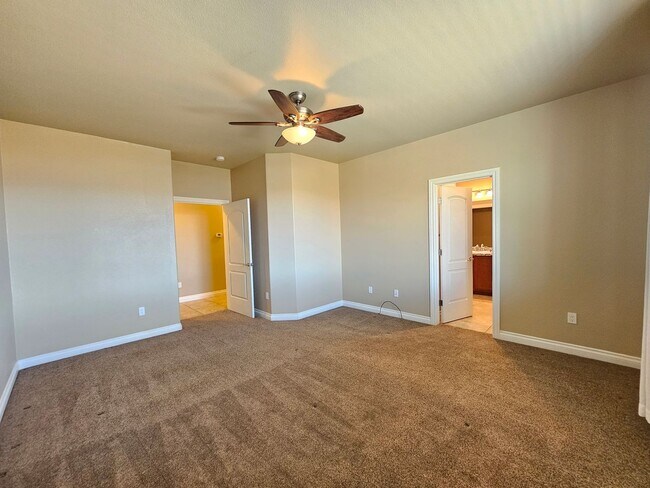 Building Photo - 18187 Kodiak Bear Ct