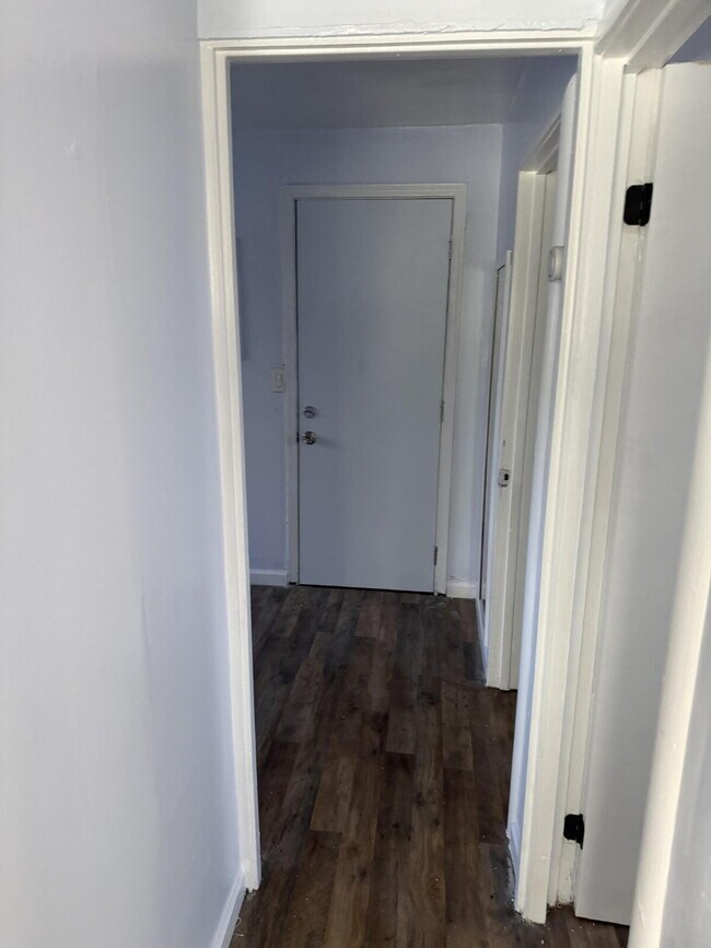 Building Photo - COZY BACKYARD STUDIO NEAR UPTOWN & DOWNTOWN PHOENIX