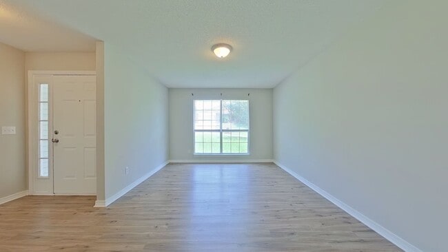 Building Photo - 5405 Josh Dr