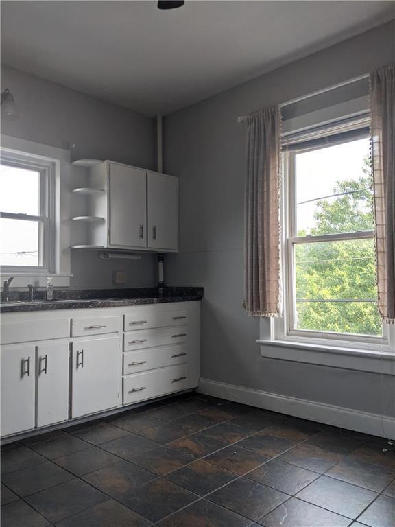 Building Photo - 921 High St