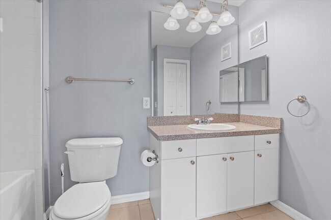 Building Photo - 3591 Kernan Blvd S