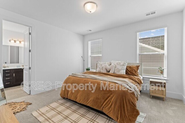 Building Photo - 1223 Homecoming Blvd