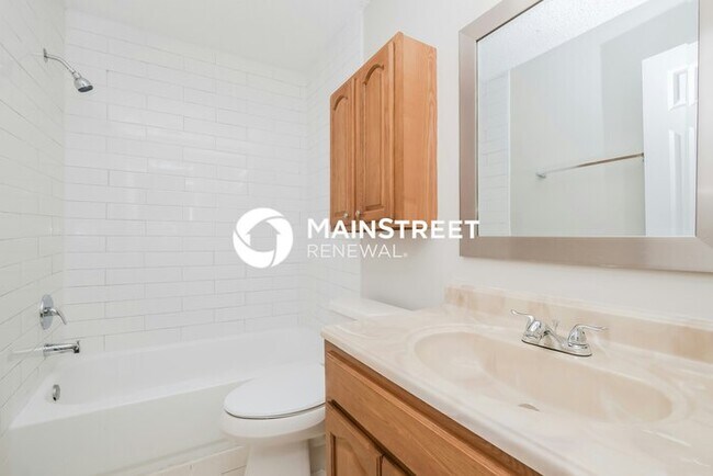 Building Photo - 3 Bedroom Pet-Friendly Home in spring hill...