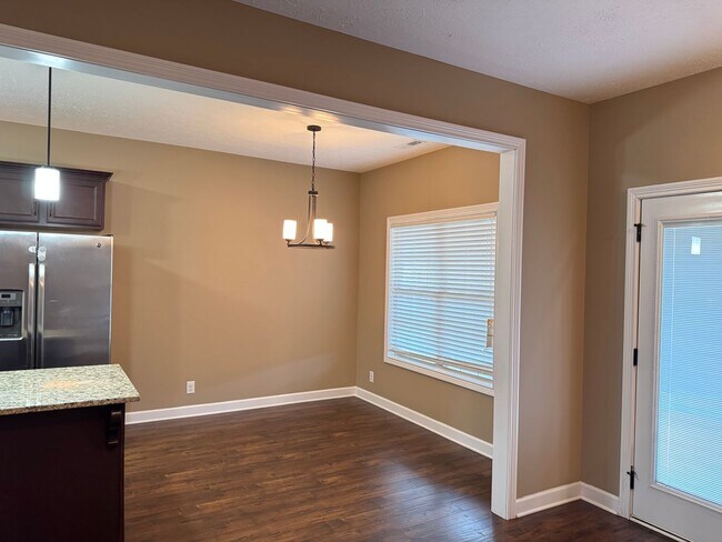 Building Photo - Crosswinds Subdivision! Beautiful 2 Story ...