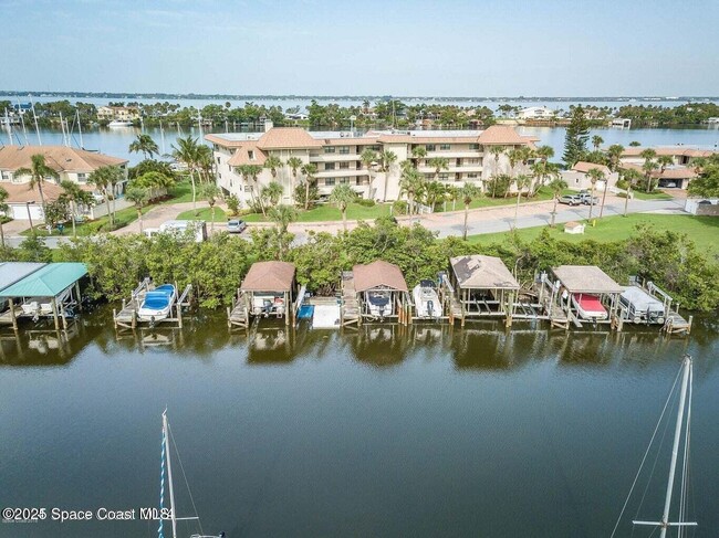 Building Photo - 18 Marina Isles Blvd