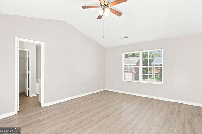 Building Photo - 5604 Windfall Ln