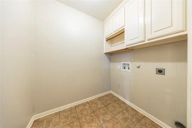 Building Photo - 11569 La Grange Dr