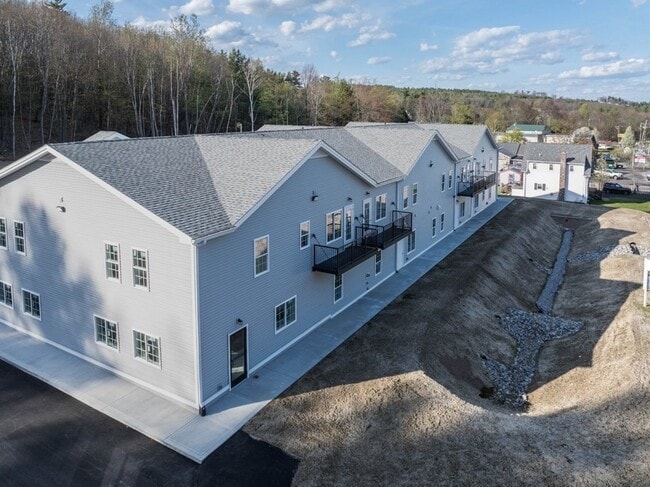 Building Photo - 150 State Rd E