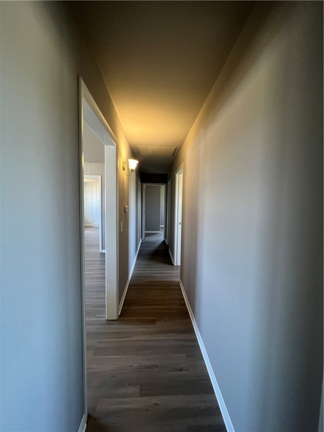 Building Photo - 14109 AR-72