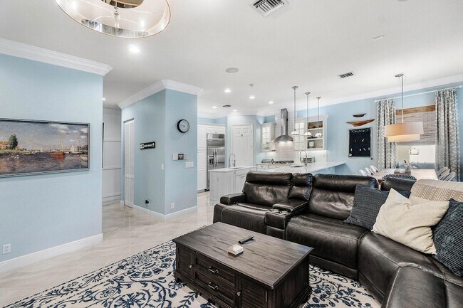 Building Photo - 10697 Willow Oak Ct