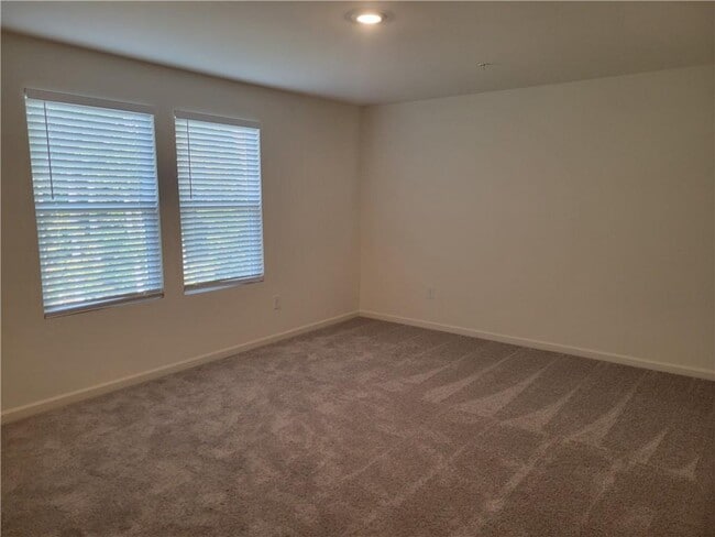 Building Photo - 1036 Castanea Dr
