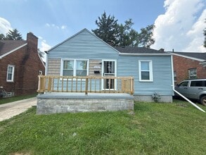 Building Photo - Fully Renovated 2-Bedroom Home – Move-In R...