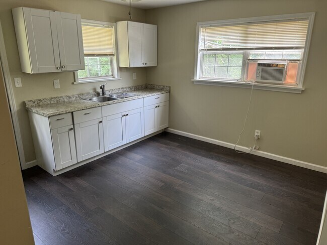 Building Photo - 1400 Caldwell Williams Rd