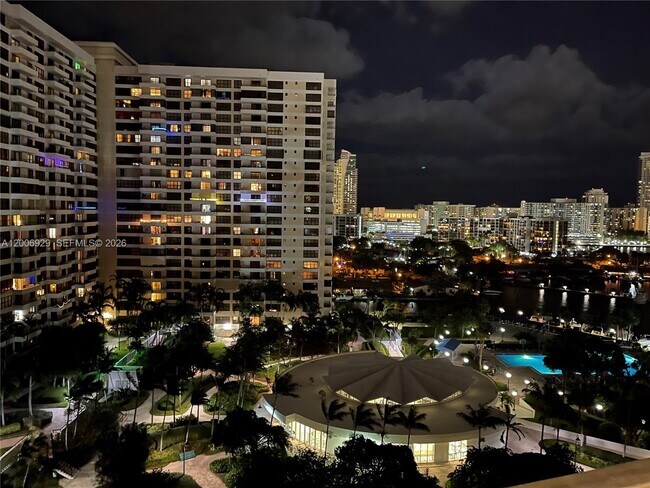 Building Photo - 600 Three Islands Boulevard