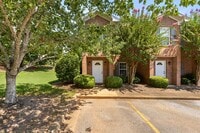Building Photo - 1477 N Donahue Dr