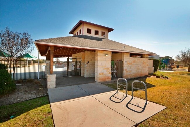 Building Photo - 1804 Colorado Bend Dr