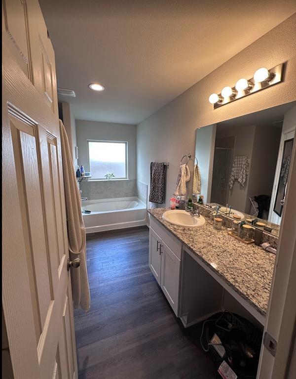Building Photo - 4307 Tulip Oak Dr