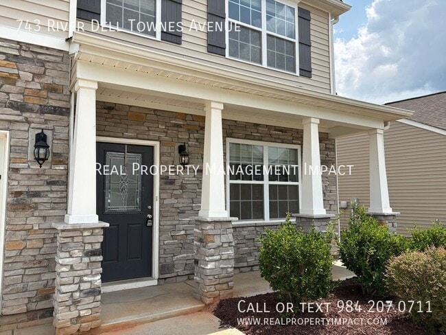 Building Photo - 743 River Dell Townes Ave.