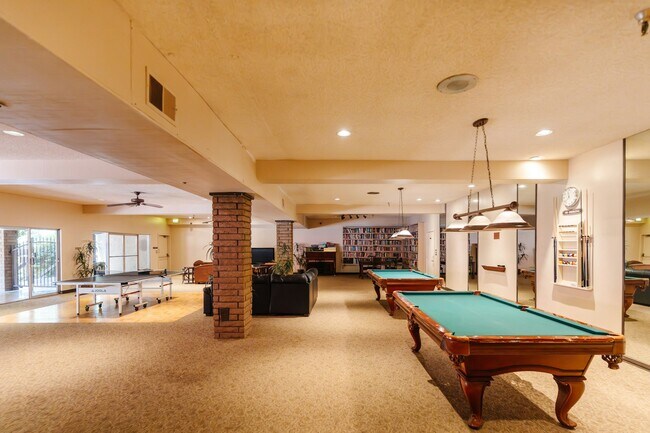 Building Photo - 2700 Cahuenga Blvd