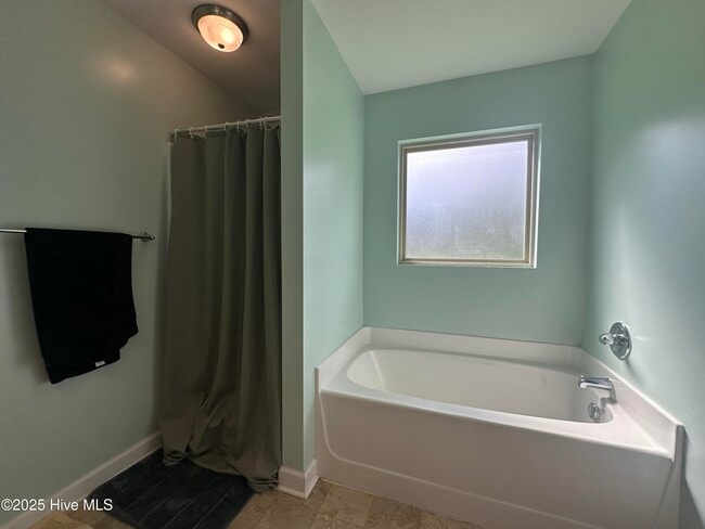 Building Photo - 202 Leeward Landing