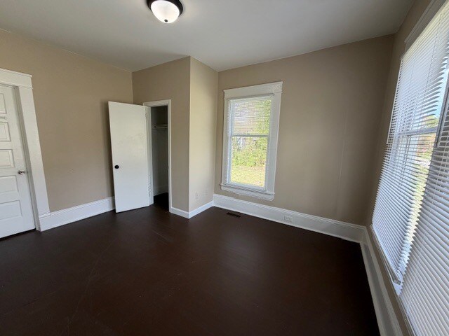 Building Photo - 1408 Harding St