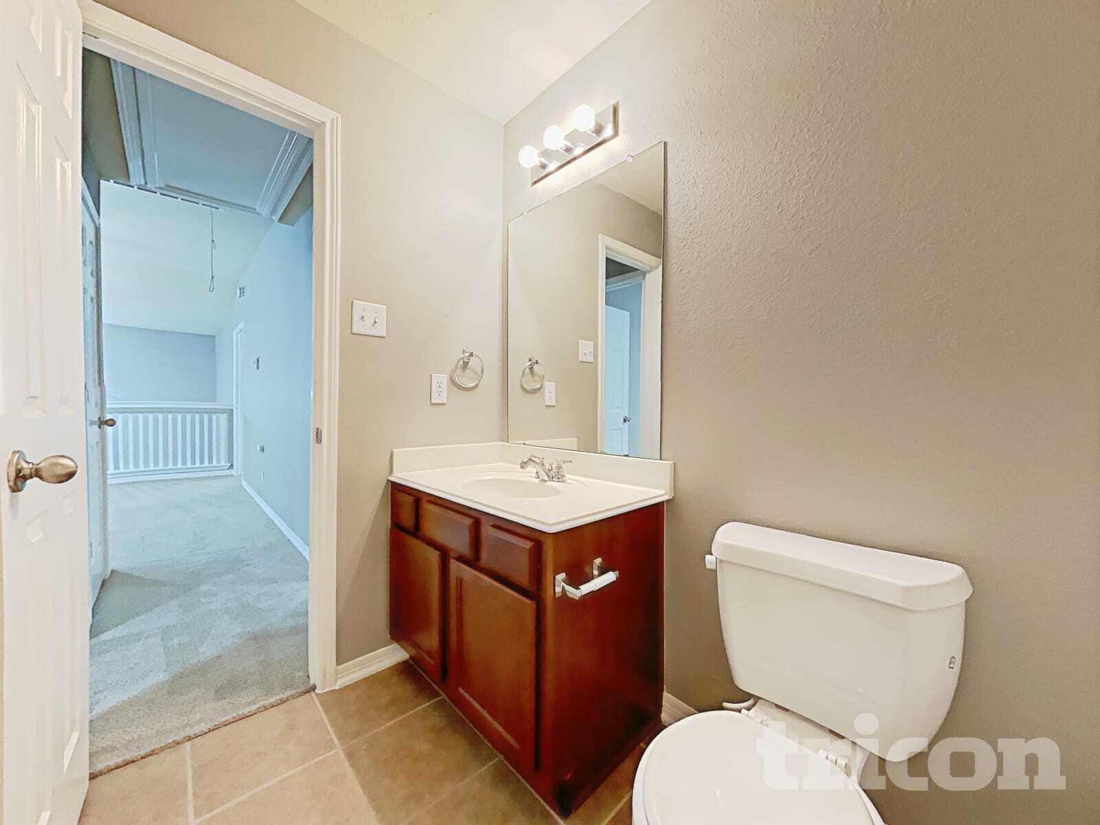 Building Photo - 24718 Lakecrest Creek Dr