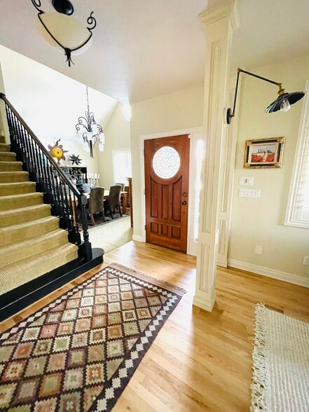 Building Photo - 9751 S Old Ranch Pl