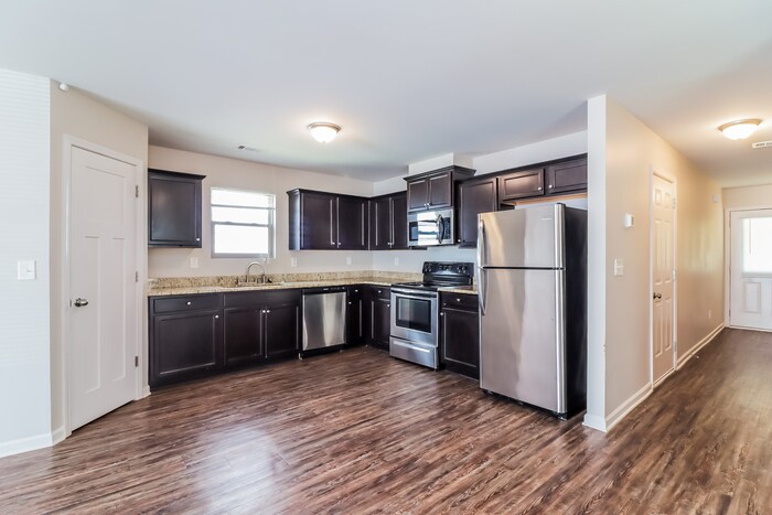 Building Photo - 5193 Tew Ln SW