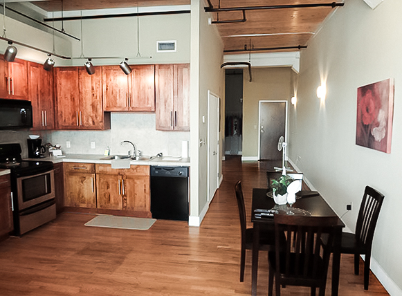 kitchen and dining.jpg - Muller's Lofts