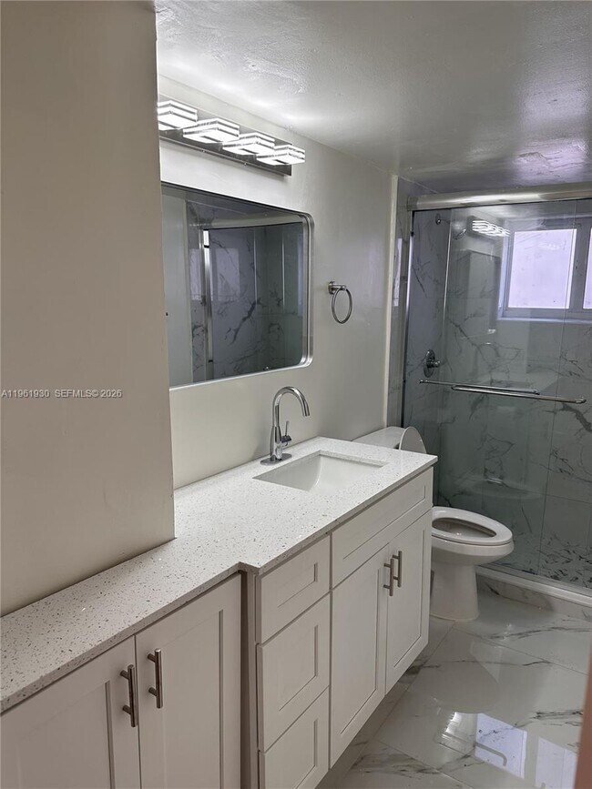 Building Photo - 6591 SW 46th St