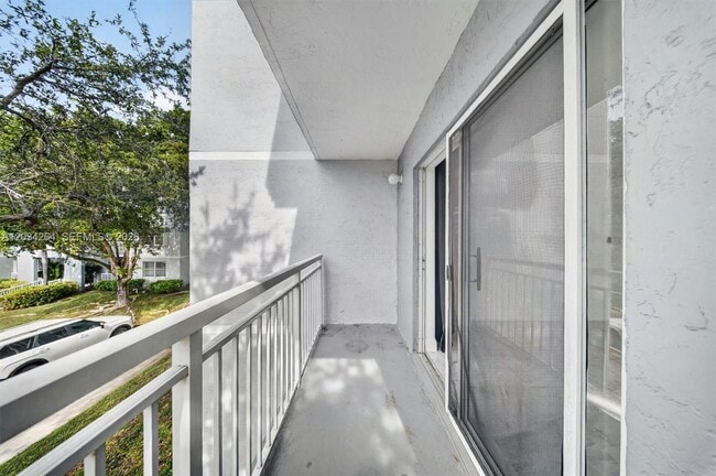Building Photo - 8540 SW 212th St