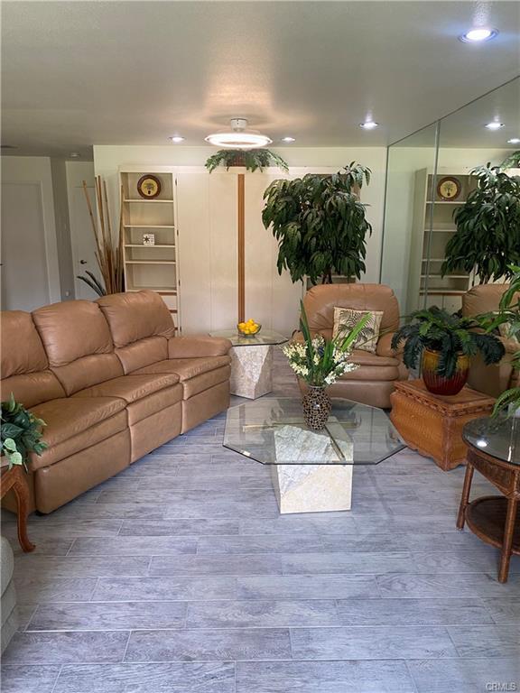 Building Photo - 35200 Cathedral Canyon Dr