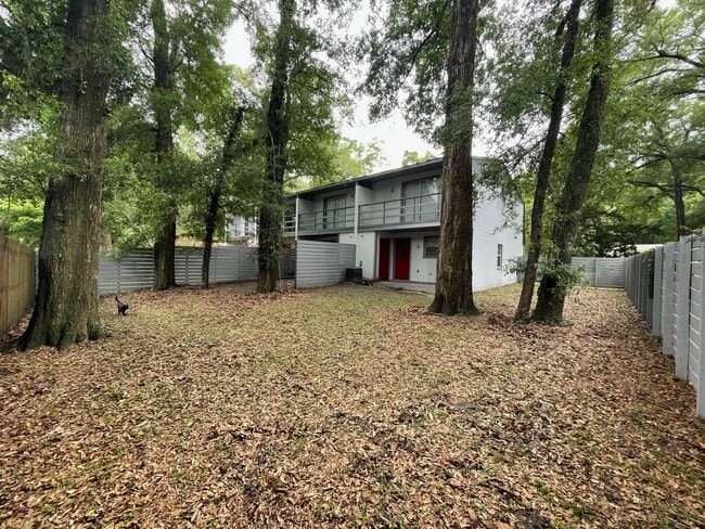 Building Photo - 1231 SW 61st Terrace
