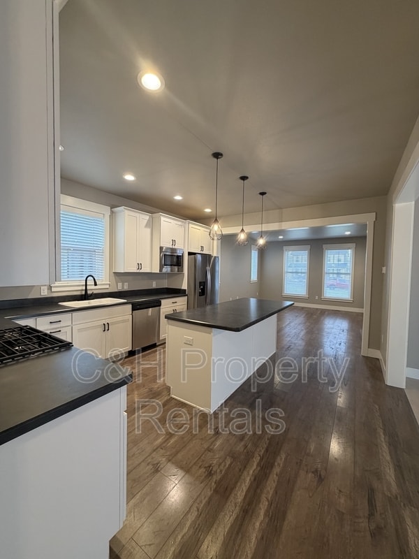 Building Photo - 1826 Walter Creek Blvd