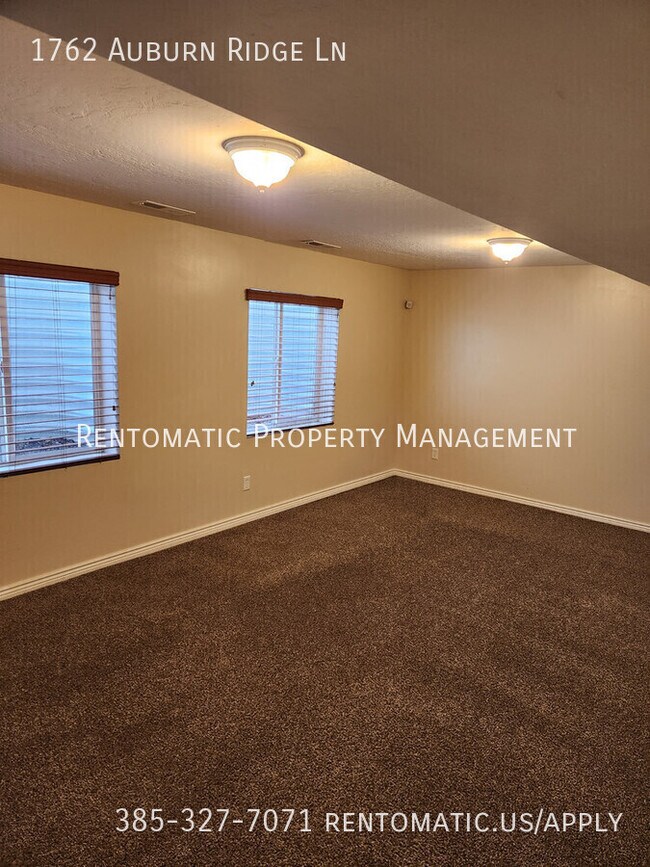 Building Photo - 1762 Auburn Ridge Ln