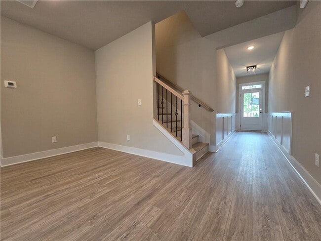 Building Photo - 5724 Urban Vlg Wy