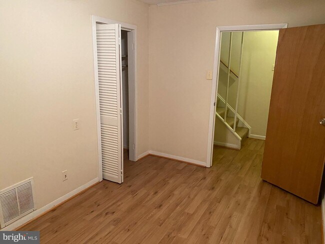 Building Photo - 2822 Hogan Ct