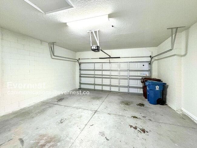 Building Photo - 5110 Claremont Ct