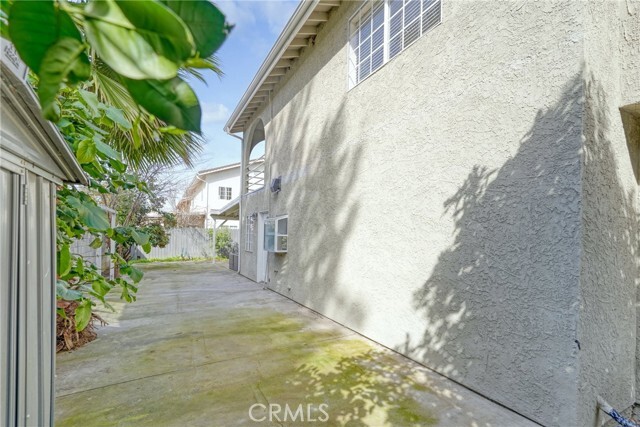 Building Photo - 21046 Runnymede St