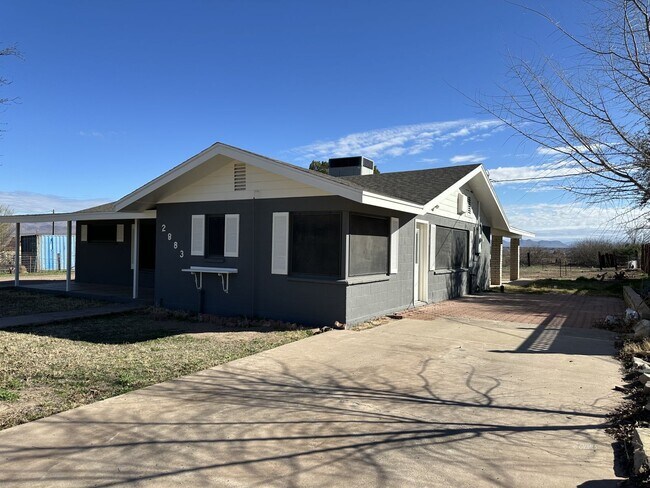 Building Photo - 2883 Bigler Ave