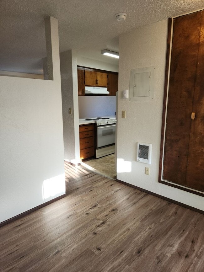 Building Photo - 47-47 N 8th St