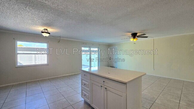 Building Photo - 6777 Winkler Rd